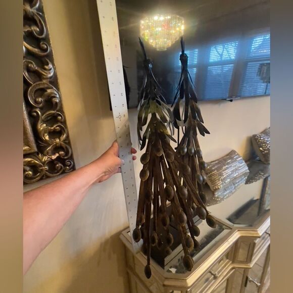 DESIGNER PEACOCK Metal Decor! - Picture 15 of 17